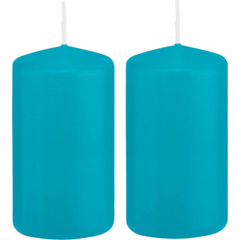 Foto van 2x kaarsen turquoise blauw 5 x 10 cm 23 branduren sfeerkaarsen - stompkaarsen