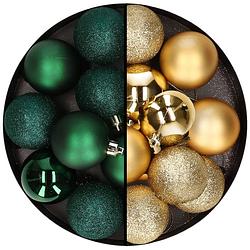 Foto van 24x stuks kunststof kerstballen mix van donkergroen en goud 6 cm - kerstbal