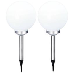 Foto van Set van 2x stuks solar tuinlampen/prikspots bol op zonne-energie 30 cm - prikspotjes