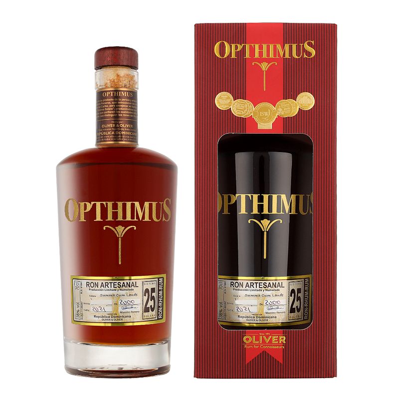 Foto van Opthimus 25 years 70cl rum + giftbox