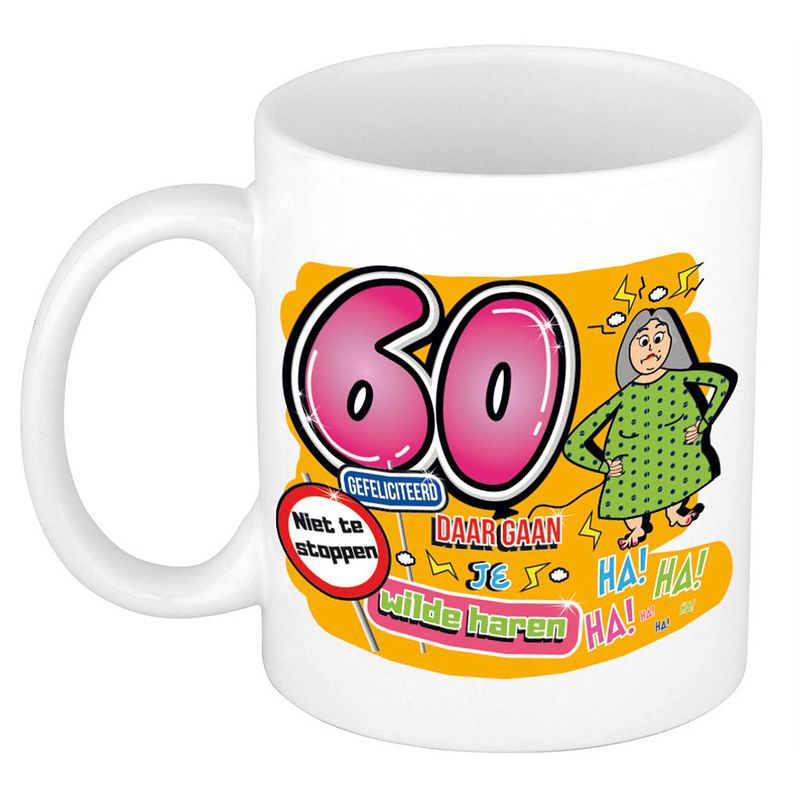 Foto van Cadeau mok 60 jaar - daar gaan je wilde haren - keramiek - 300 ml - feest mokken