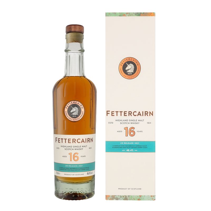 Foto van Fettercairn 16 years 2e release 2021 70cl whisky + giftbox