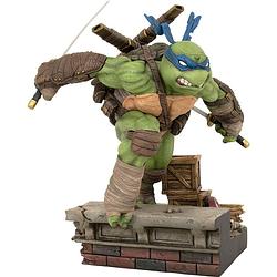 Foto van Diamond teenage mutant ninja turtle gallery: leonardo pvc statue