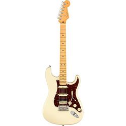 Foto van Fender american professional ii stratocaster hss olympic white mn elektrische gitaar met koffer