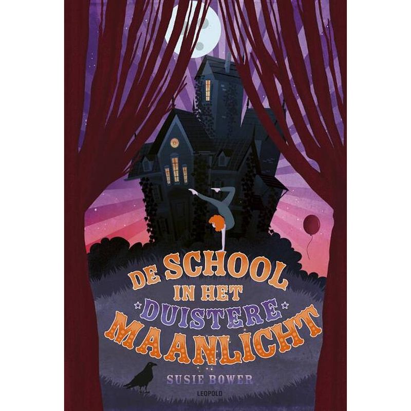 Foto van De school in het magische maanlicht