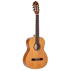 Foto van Ortega r122g-3/4 family series 3/4-size guitar natural klassieke gitaar met gigbag