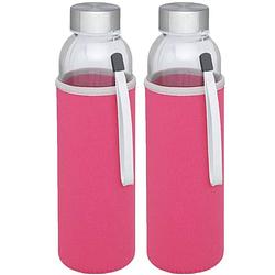 Foto van 2x stuks glazen waterfles/drinkfles met roze softshell bescherm hoes 500 ml - drinkflessen