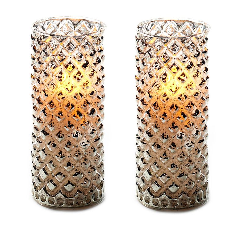 Foto van 2x stuks luxe led kaarsen in zilver glas d7,5 x h17,5 cm - led kaarsen