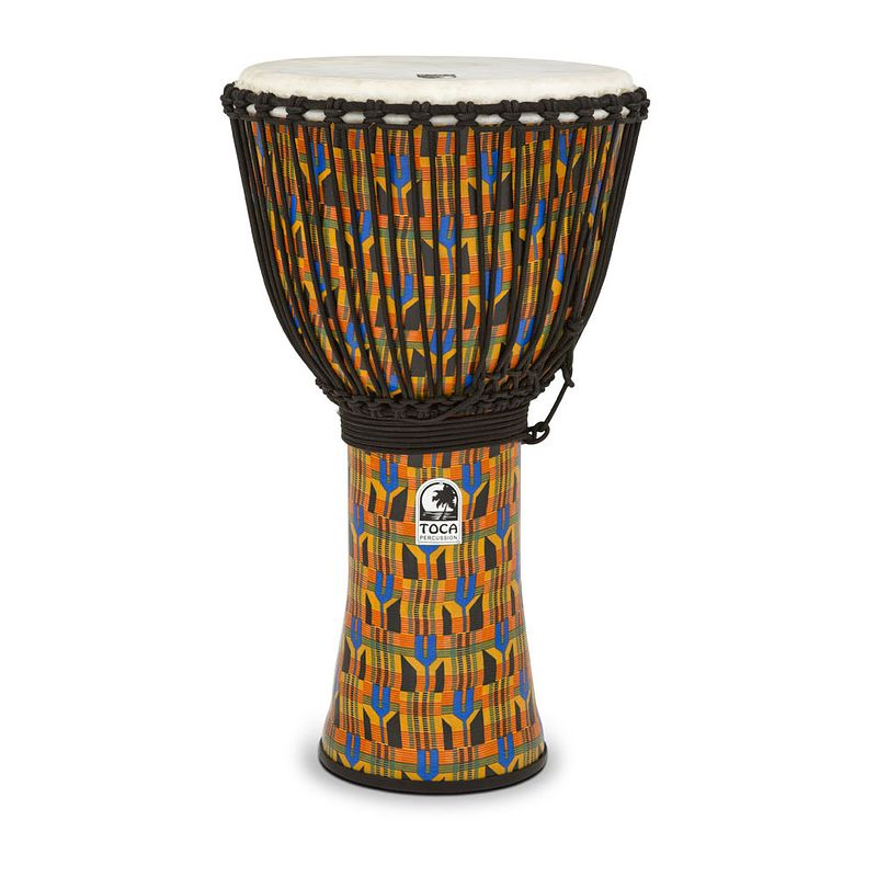 Foto van Toca sfdj-14kb freestyle rope tuned 14 inch djembe met tas