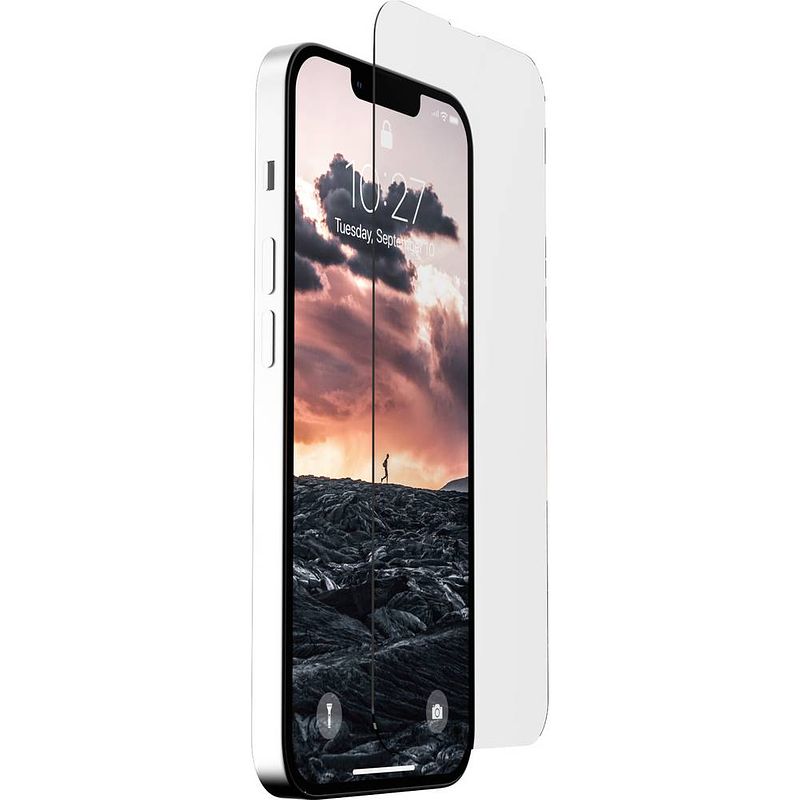 Foto van Urban armor gear plus tempered glass screenprotector (glas) geschikt voor: iphone 13 pro 1 stuk(s)