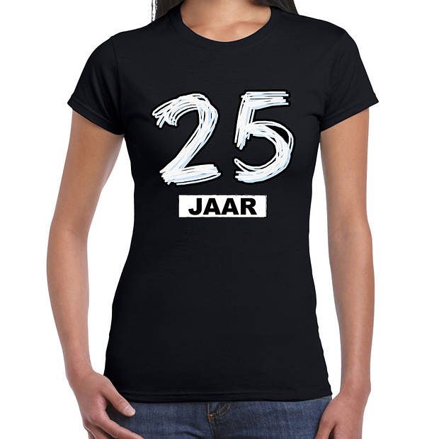 Foto van 25 jaar verjaardag cadeau t-shirt zwart voor dames xs - feestshirts