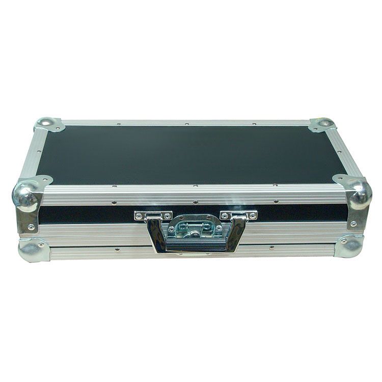 Foto van Accu-case acf-sw/dmx flightcase voor dmx controllers