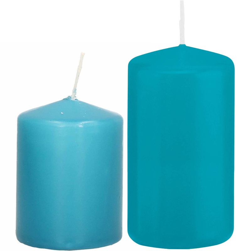 Foto van Stompkaarsen set van 2x stuks turquoise blauw 8 en 12 cm - stompkaarsen