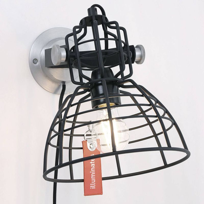 Foto van Lightning - industriele an wandlamp 1-l. 22x24cm - zwart