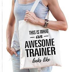 Foto van Awesome / geweldige trainer cadeau tas wit voor dames en heren - feest boodschappentassen