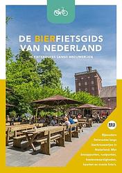 Foto van De bierfietsgids van nederland - 30 fietsroutes langs brouwerijen - godfried van loo, marlou jacobs - paperback (9789083241272)