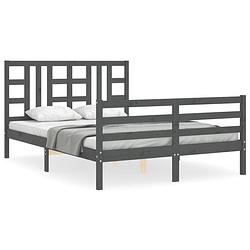 Foto van The living store massief grenen bedframe - grijs - 205.5 x 145.5 x 100 cm - multiplex lattenbodem