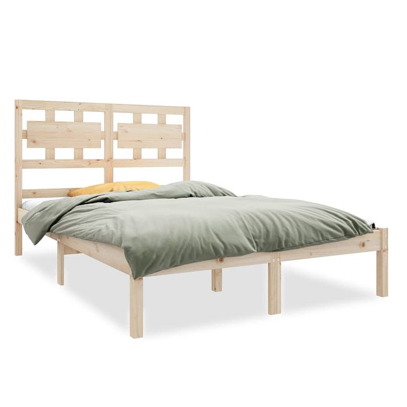 Foto van The living store bedframe grenenhout - 195.5 x 125.5 x 100 cm - tijdloos ontwerp