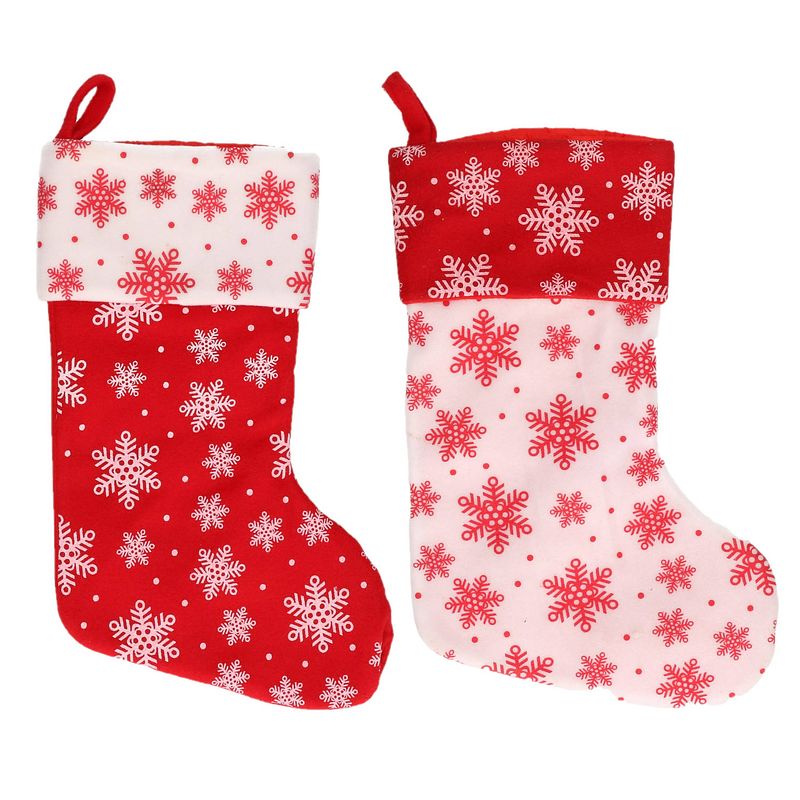 Foto van 2x stuks rood/witte kerstsokken met sneeuwvlokken print 40 cm - kerstsokken