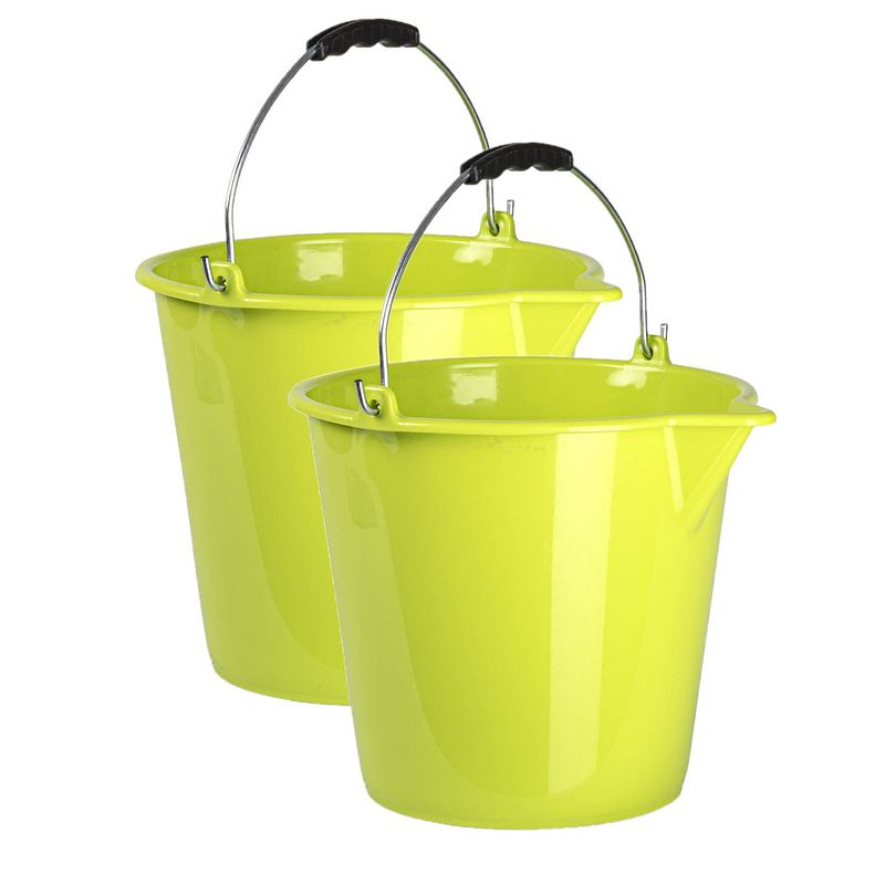 Foto van 2x stuks huishoud schoonmaak emmers kunststof groen 9 liter inhoud 30 x 26 cm - emmers