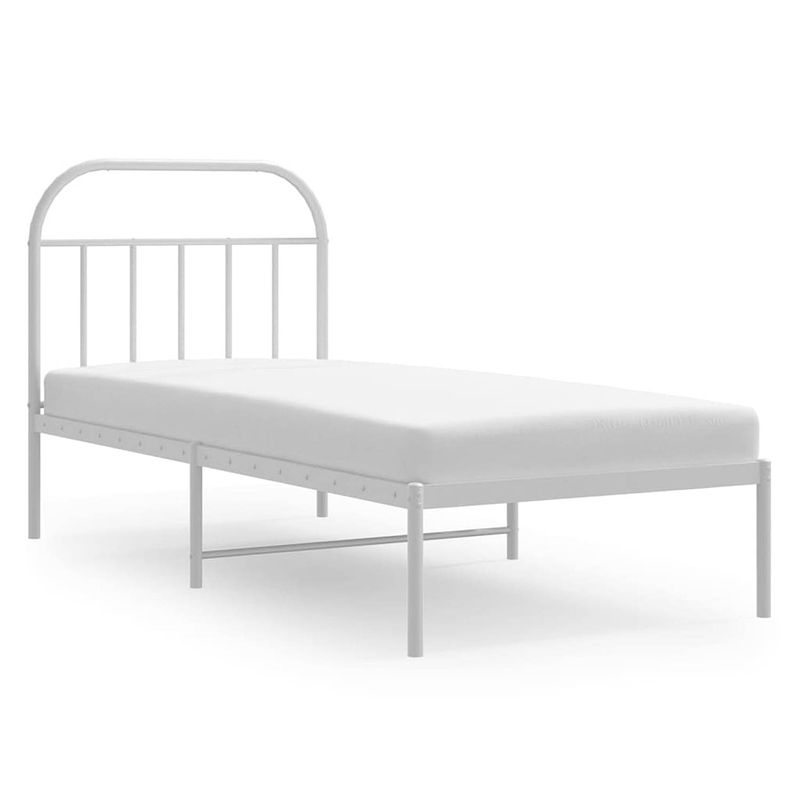 Foto van The living store bedframe classic - wit - 207x85x100 cm - robuust metalen constructie