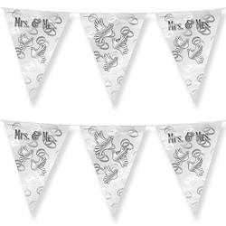 Foto van 3x stuks paperdreams vlaggenlijn - mrs. & mrs. huwelijks feest/party - zilver/wit - 10m - vlaggenlijnen