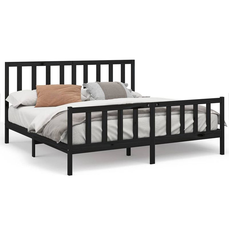 Foto van The living store bedframe zwart - grenenhout - 205.5 x 206 x 69.5 cm - geschikt voor 200 x 200 cm matras