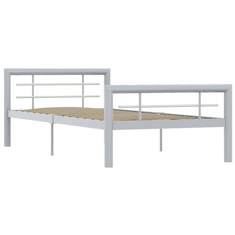 Foto van The living store metalen bedframe - elegant en klassiek - bedden - afmeting- 212 x 107.5 x 65.5 cm - ken- geschikt voor