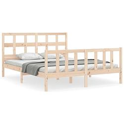 Foto van The living store bedframe grenenhout - king size - 150 x 200 cm - montage vereist