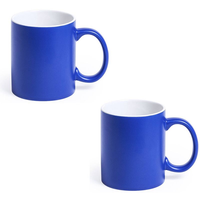 Foto van 2x drinkbekers/mokken blauw/wit 350 ml - bekers