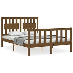 Foto van The living store bedframe grenenhouten - bedframe - 195.5 x 125.5 x 100 cm - massief grenenhout