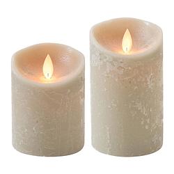 Foto van Led kaarsen/stompkaarsen - set 2x - taupe - h10 en h12,5 cm - bewegende vlam - led kaarsen