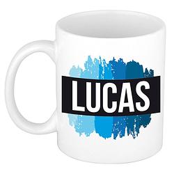 Foto van Naam cadeau mok / beker lucas met blauwe verfstrepen 300 ml - naam mokken