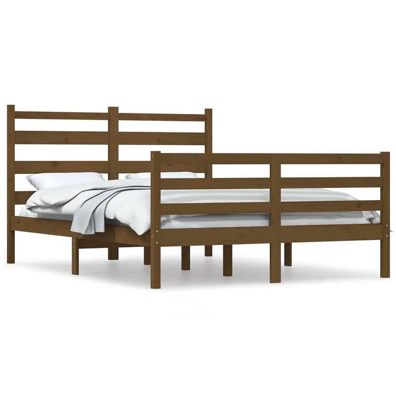 Foto van The living store bedframe - klassiek houten - 140 x 200 cm - massief grenenhout - honingbruin