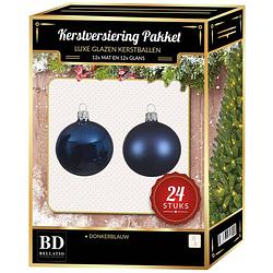 Foto van Donkerblauwe kerstversiering kerstballen 24-delig 6 en 8 cm - kerstbal