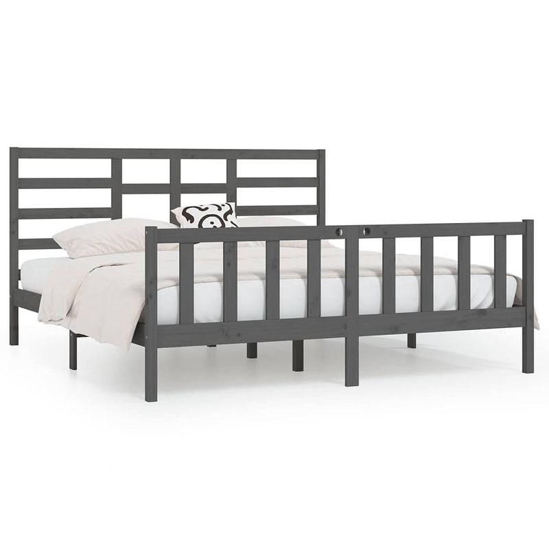 Foto van The living store bedframe grenenhout - 205.5 x 186 x 104 cm - grijs - 180 x 200 cm - montage vereist