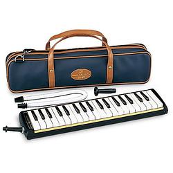 Foto van Suzuki m-37c alto melodion melodica met hoes, mondstuk en blaasslang