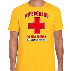 Foto van Bellatio decorationsa lifeguard verkleed t-shirt herena - strandwacht/carnaval outfit -geel -wifesguard 2xl - feestshirt