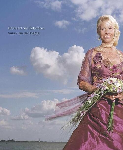 Foto van De kracht van volendam - eddy veerman, suzan van de roemer - hardcover (9789053307496)