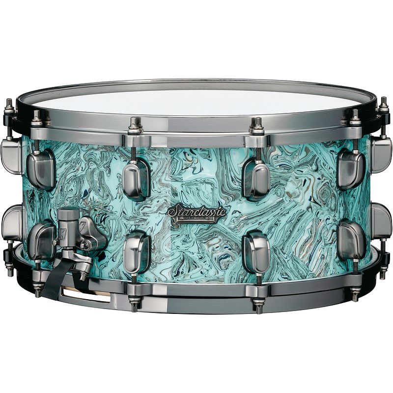 Foto van Tama mrs1465u-slw sky blue swirl starclassic maple snaredrum black nickel