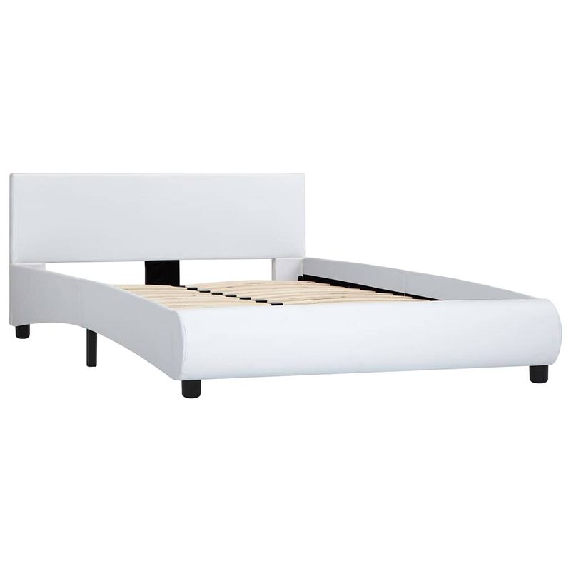 Foto van The living store bedframe - kunstleren bekleding - 140 x 200 cm - wit