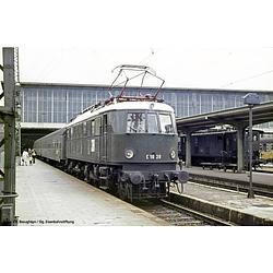 Foto van Piko n 40308 n elektrische locomotief br e 18 van de db