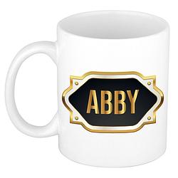 Foto van Naam cadeau mok / beker abby met gouden embleem 300 ml - naam mokken