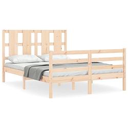 Foto van The living store bedframe - massief grenenhout - 140 x 200 cm - functioneel hoofd- en voeteneinde