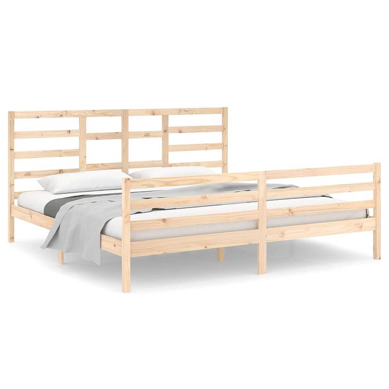 Foto van Vidaxl bedframe massief hout 200x200 cm