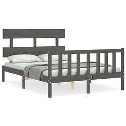 Foto van The living store bedframe massief grenenhout - grijs - 195.5 x 145.5 x 81 cm - multiplex lattenbodem