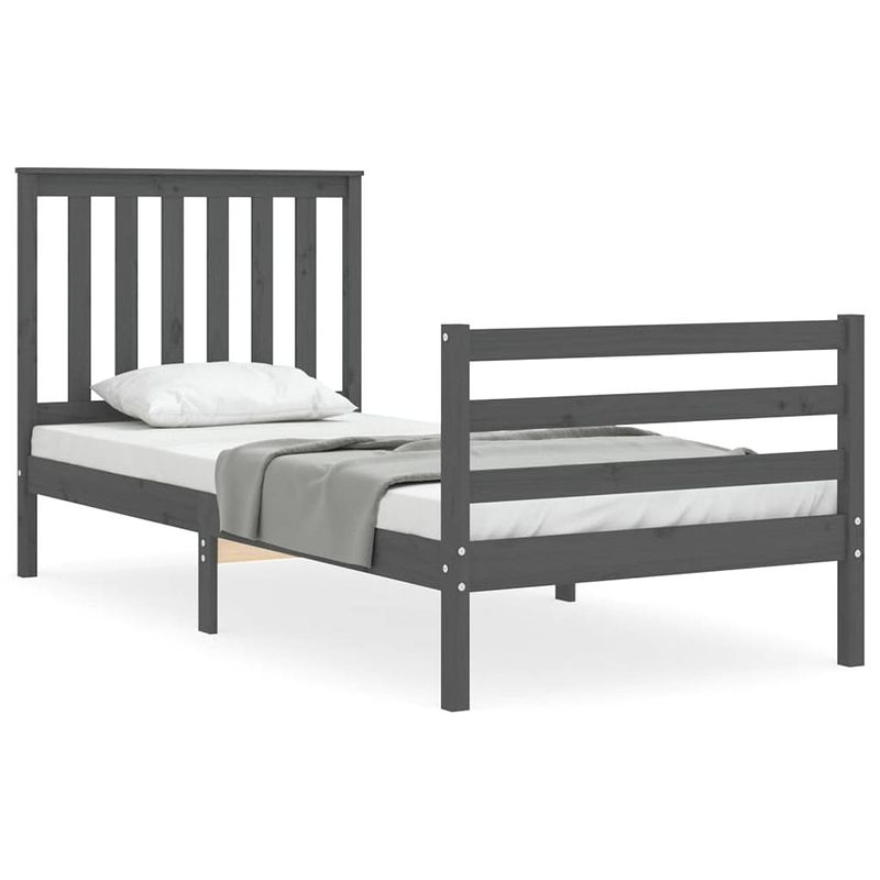 Foto van The living store massief grenenhouten bedframe - grijs - 205.5 x 95.5 x 101 cm - multiplex lattenbodem