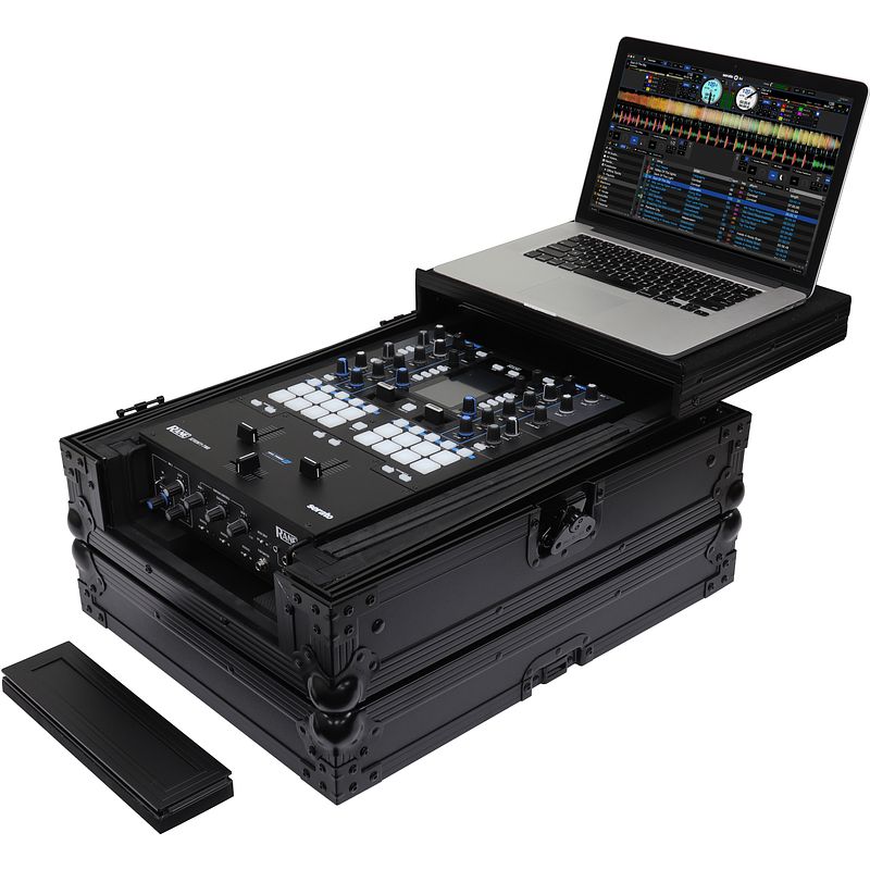 Foto van Odyssey fzgs12mx1xdbl 12 inch flightcase voor dj mixer zwart