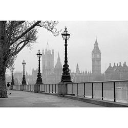 Foto van Wizard+genius london fog vlies fotobehang 384x260cm 8-banen