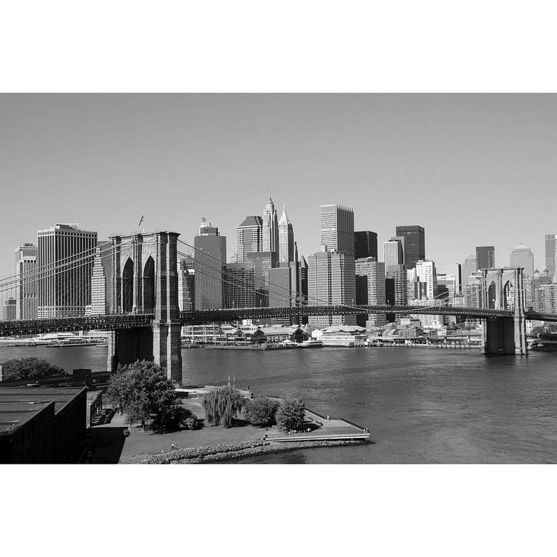 Foto van Dimex manhattan gray vlies fotobehang 375x250cm 5-banen